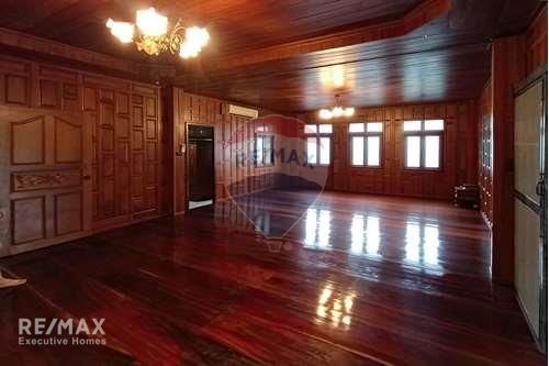 Luxury Boutique Hotel for Rent in Nong Pla Lai, Pattaya 19