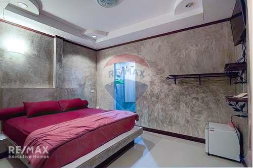 Luxury Boutique Hotel for Rent in Nong Pla Lai, Pattaya 20