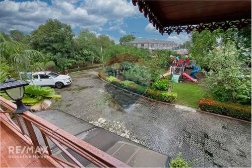 Luxury Boutique Hotel for Rent in Nong Pla Lai, Pattaya 29