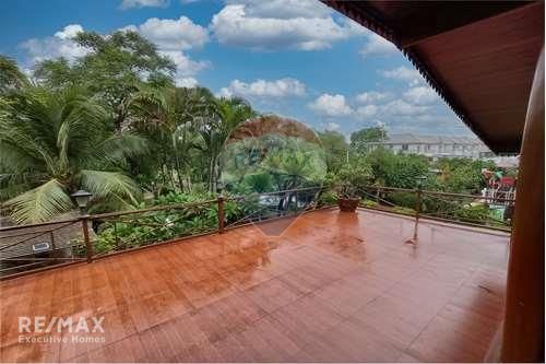 Luxury Boutique Hotel for Rent in Nong Pla Lai, Pattaya 33