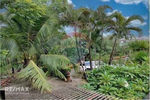 Luxury Boutique Hotel for Rent in Nong Pla Lai, Pattaya 34