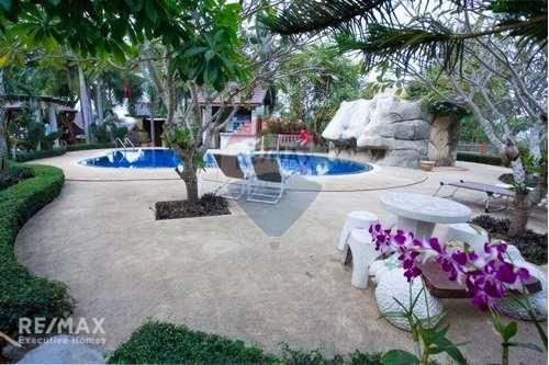 Luxury Boutique Hotel for Rent in Nong Pla Lai, Pattaya 9