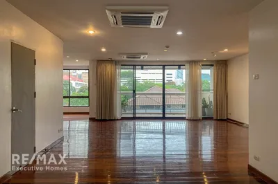 spacious-3-bedroom-condo-for-rent-on-low-floor-in-sukhumvit-31-just-17-mins-walk-to-bts-phrom-phong-and-asoke-920071049-1088