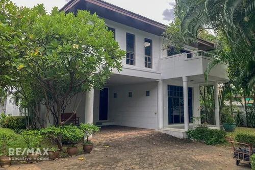 4-bedroom-house-for-rent-near-soonvijai-bts-thonglor-920071049-1206