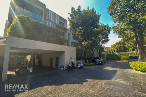 4br-pet-friendly-detached-house-for-rent-with-private-pool-in-ekkamai-920071049-1271