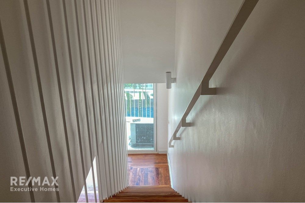 3 Bedroom Condo for Rent Near BTS Ekkamai, Sukhumvit 63 10