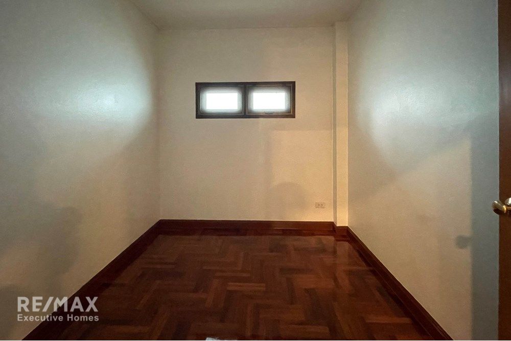 4BR Detached House for Rent Near BTS Thonglor, Sukhumvit - Pet Friendly 29