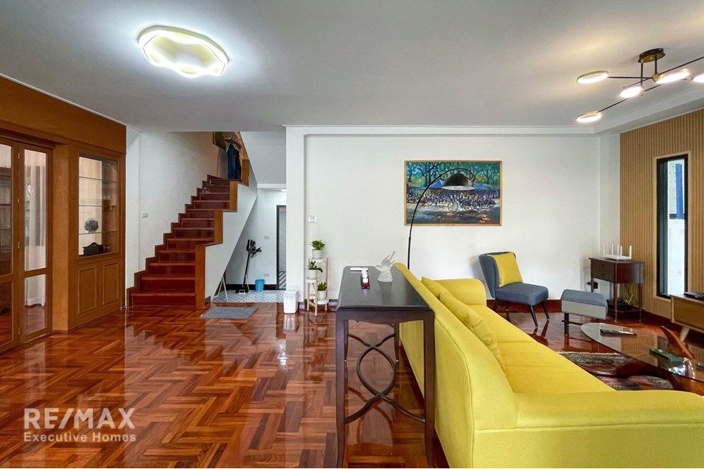 4BR Detached House for Rent Near BTS Thonglor, Sukhumvit - Pet Friendly 3