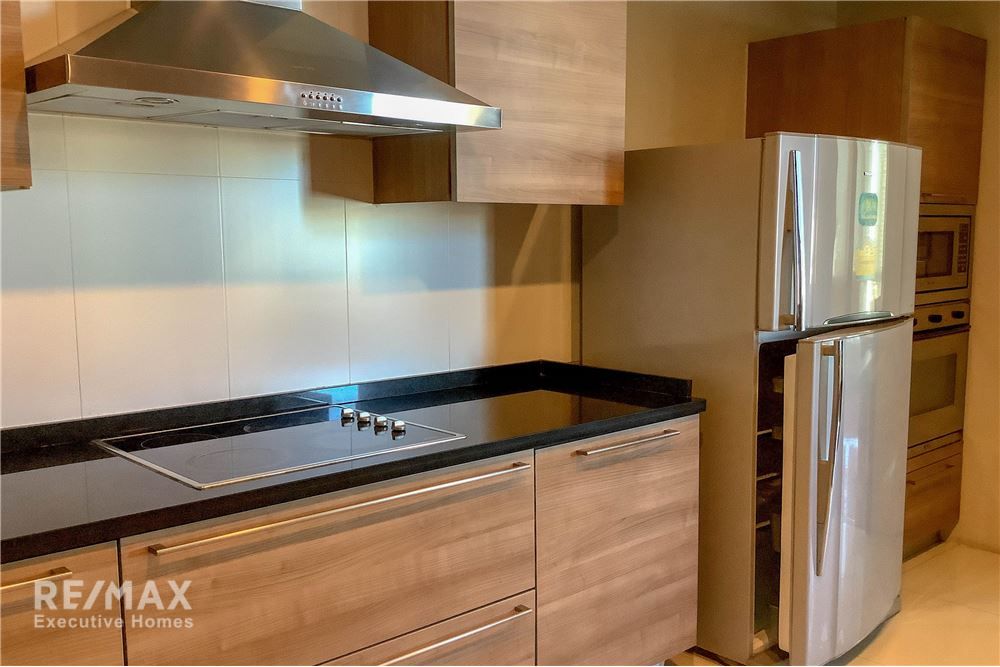 Rent 231sqm 3+1BR Thonglor Suite | Hardwood Trim | Huge Space 7