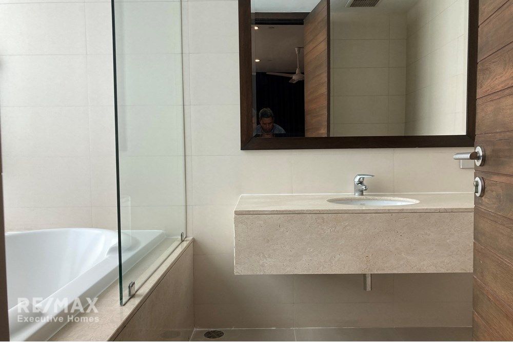 Rent 300K | Palatial 550sqm Duplex Sky Villa | Thonglor BTS | 4+1 BR 38