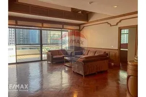 modern-3-bed-condo-for-rent-near-bts-asoke-with-small-pet-allowance-920071049-803