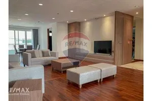 spacious-4-bed-condo-for-rent-with-pet-friendly-amenities-near-bts-phrom-phong-on-sukhumvit-road-920071049-831