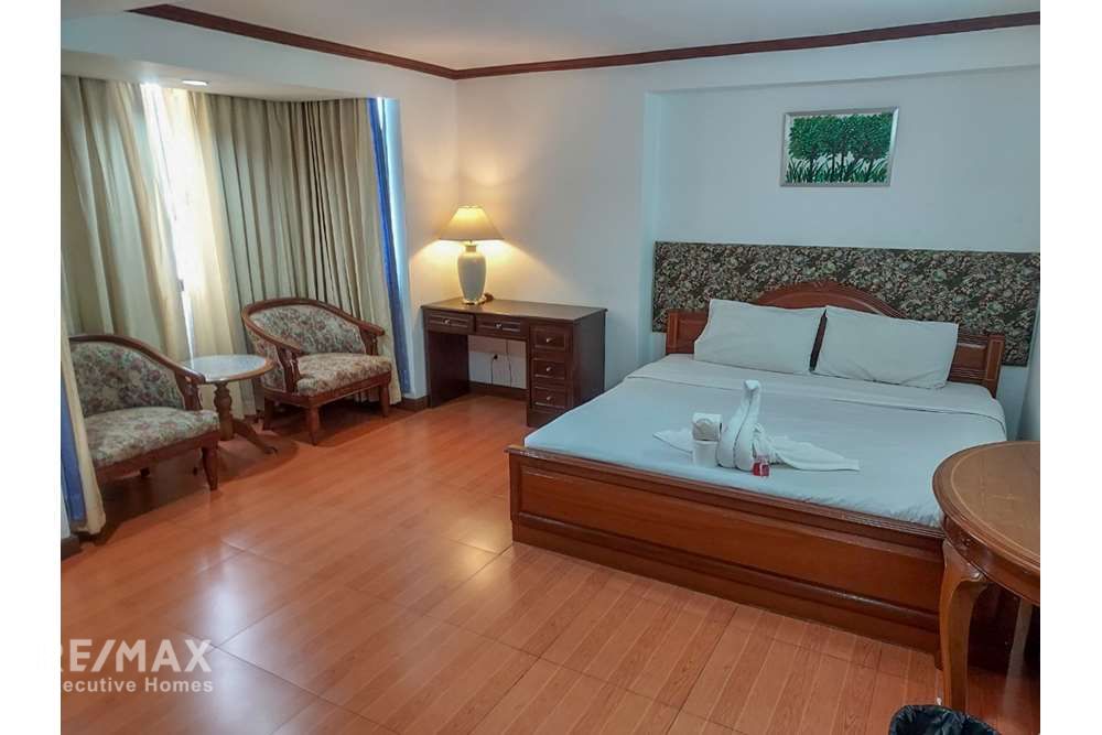 1 bed for sale BTS Nana, Rama 4, Sukhumvit road 3