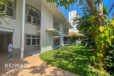 charming-detached-house-for-rent-near-bts-asoke-pet-friendly-in-sukhumvit-area-920071049-996