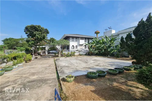 detached-corner-house-by-canal-in-pattanakarn-58-920071054-317