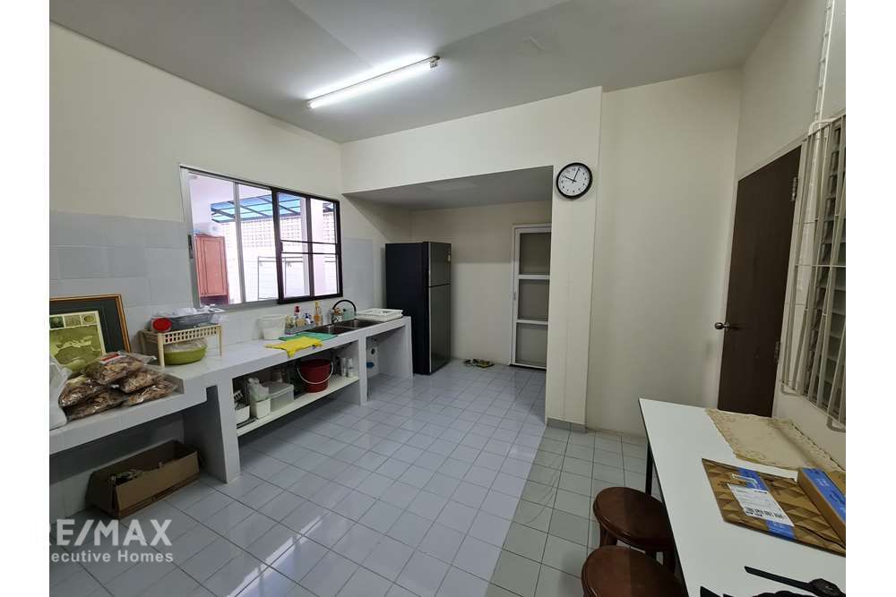 Spacious 4-Bedroom Home Near Suanluang Rama 9 Park & Paradise Park Mall 26