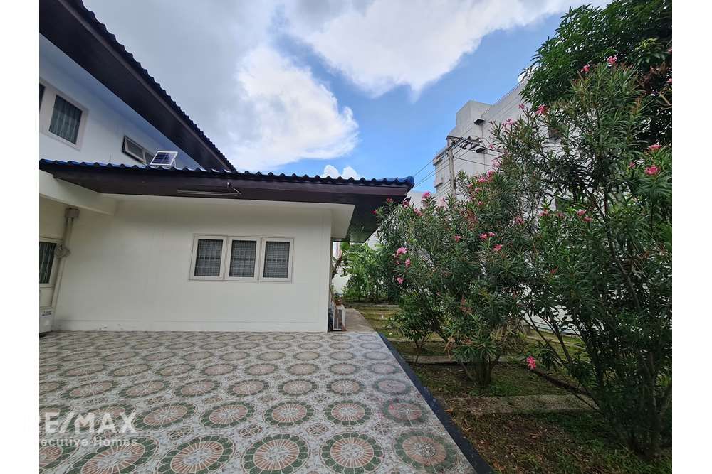 Spacious 4-Bedroom Home Near Suanluang Rama 9 Park & Paradise Park Mall 9