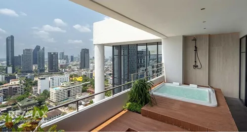 top-floor-duplex-condo-near-bts-thong-lo-12-minute-walk-in-prime-sukhumvit-920071054-541