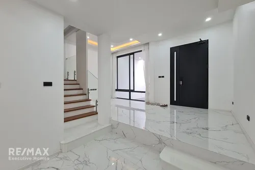 newly-renovated-4br-townhouse-for-sale-near-nist-international-920071054-547