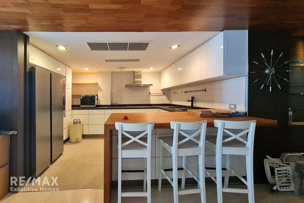 素坤逸1到71巷公寓250.41平方米3室3卫出售 9