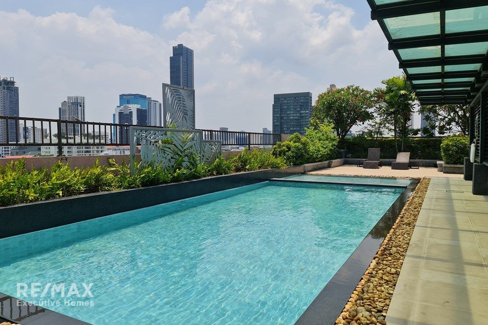 High Yield Rental Condo in Thonglor - Pet-Friendly and Affordable 11