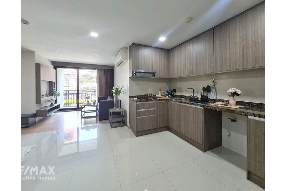 High Yield Rental Condo in Thonglor - Pet-Friendly and Affordable 2