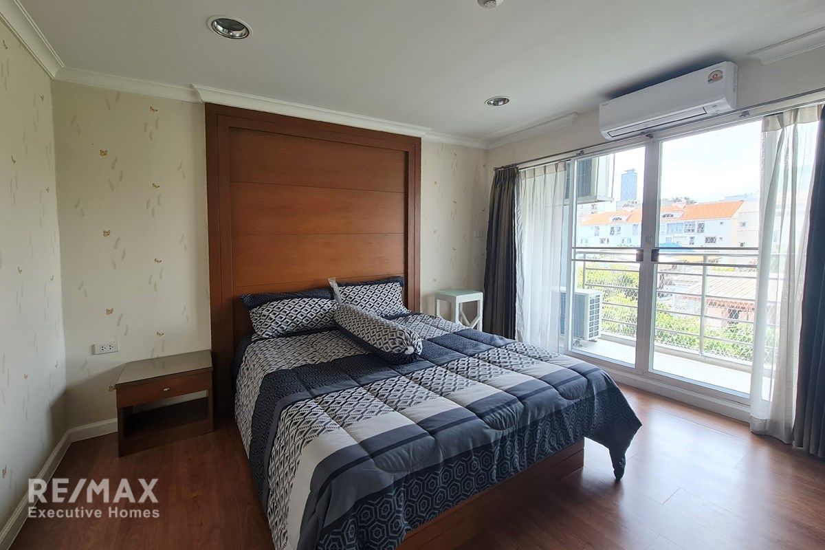 2BR Condo with Excellent Layout in Prime Thonglor, Sukhumvit 9