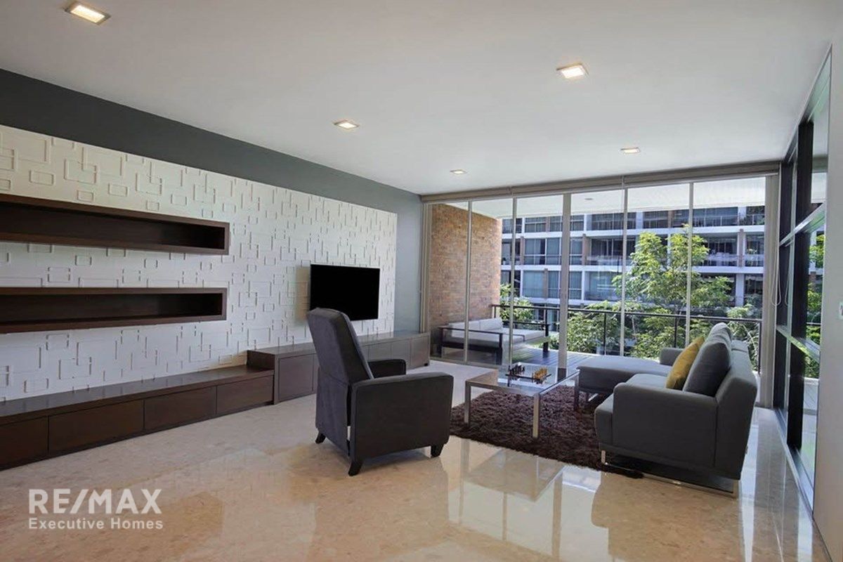 3BR Modern Resort-Style | Pet-Allowed | Steps to BTS Phra Khanong. 4