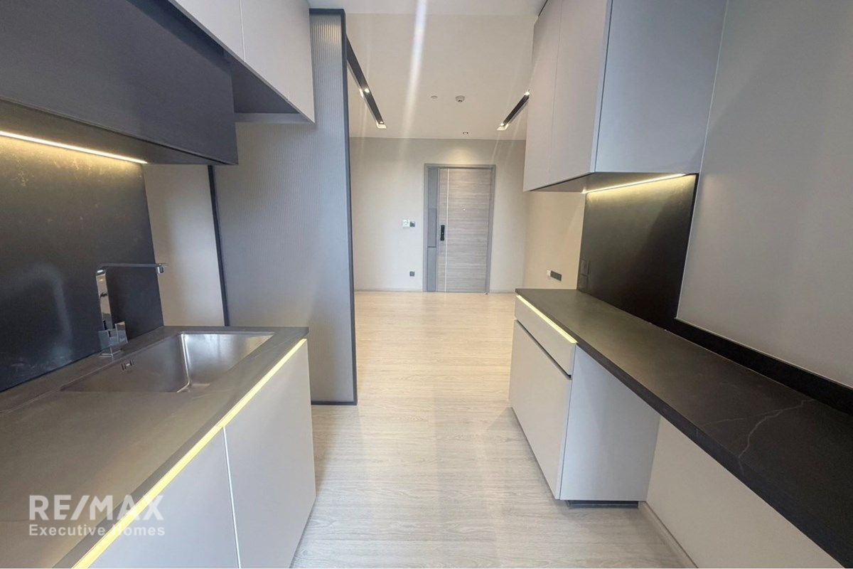 Brand New 1BR Condo for Sale in The Room Sukhumvit 38 Near BTS Thonglor - 52sqm, 9.5M 2