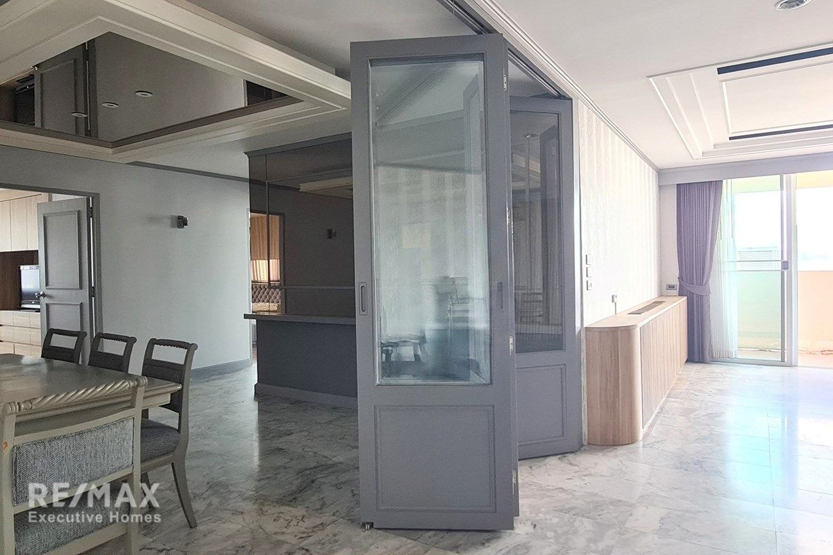 Move-In Ready Condo Near EmQuartier - 14 Min Walk to BTS Phrom Phong 15