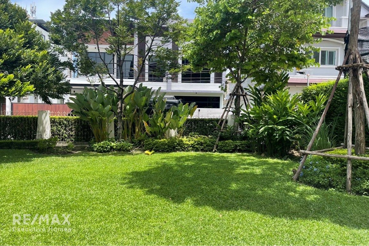 Detached House for Sale in Sukhumvit–Punnawithi | 500m to BTS 9