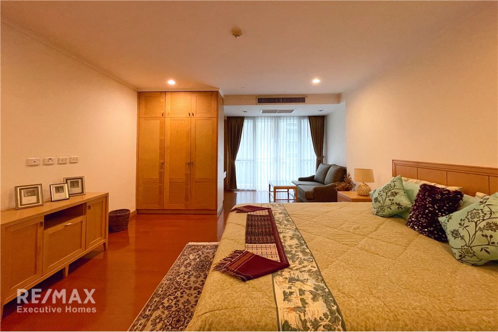 Pet-Friendly Furnished 3-Bedroom Condo Near BTS in Prime Location 19