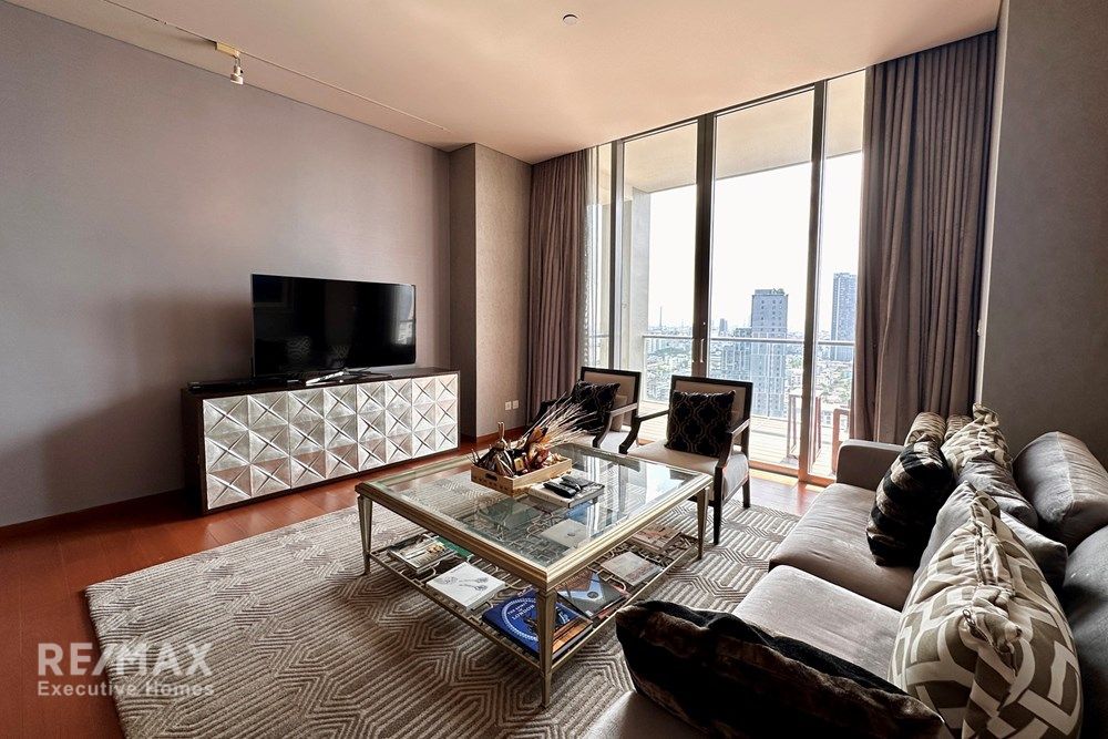 Luxury Condo at The Sukhothai Residences, Bangkok - 15 Mins Walk to MRT Lumphini 11