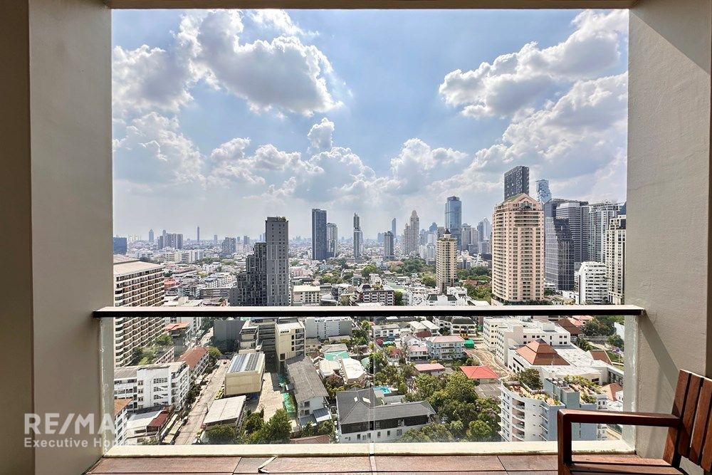 Luxury Condo at The Sukhothai Residences, Bangkok - 15 Mins Walk to MRT Lumphini 8
