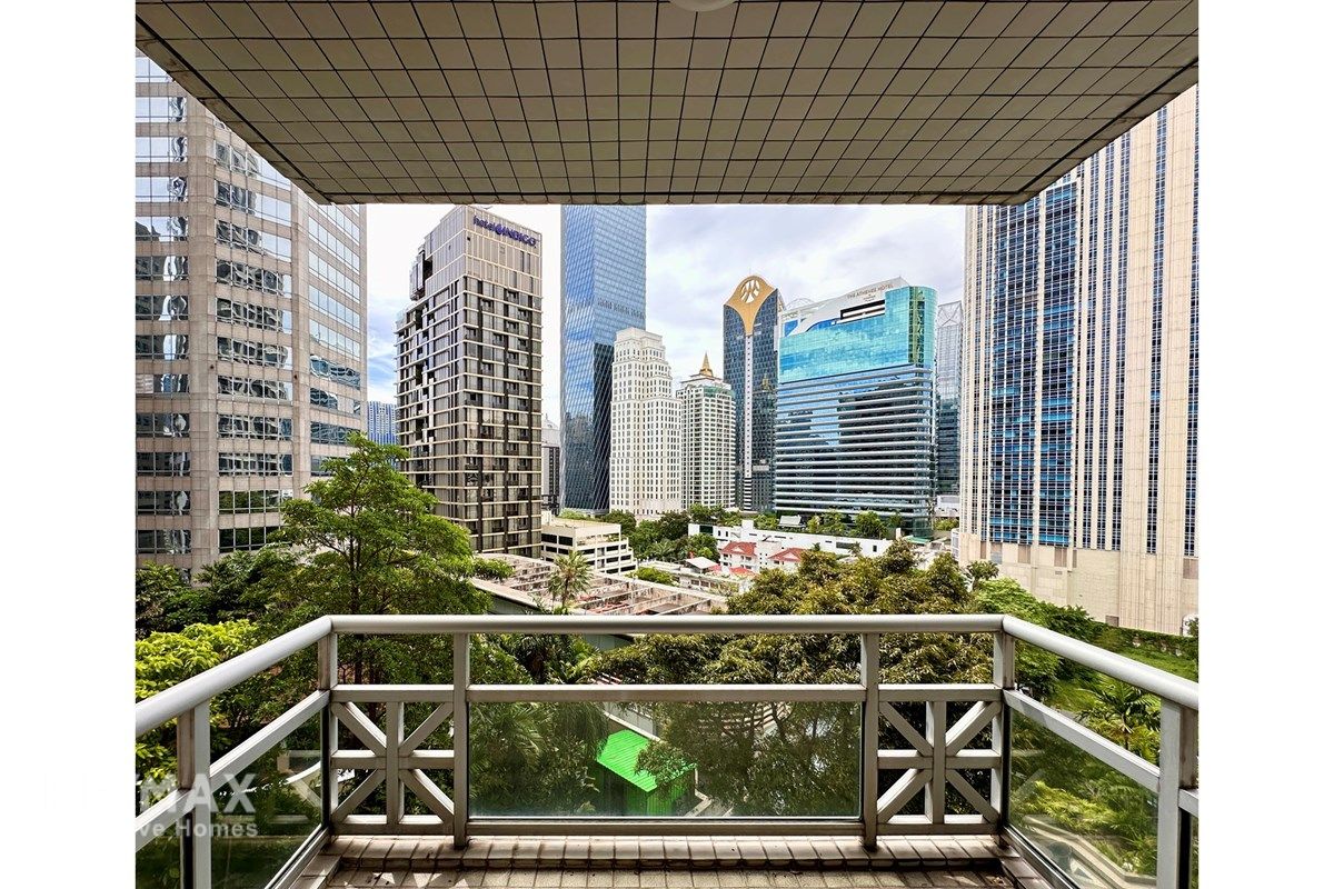 Affordable 3-Bedroom Condo on Wireless Rd, 7 Min Walk to BTS Phloen Chit 2