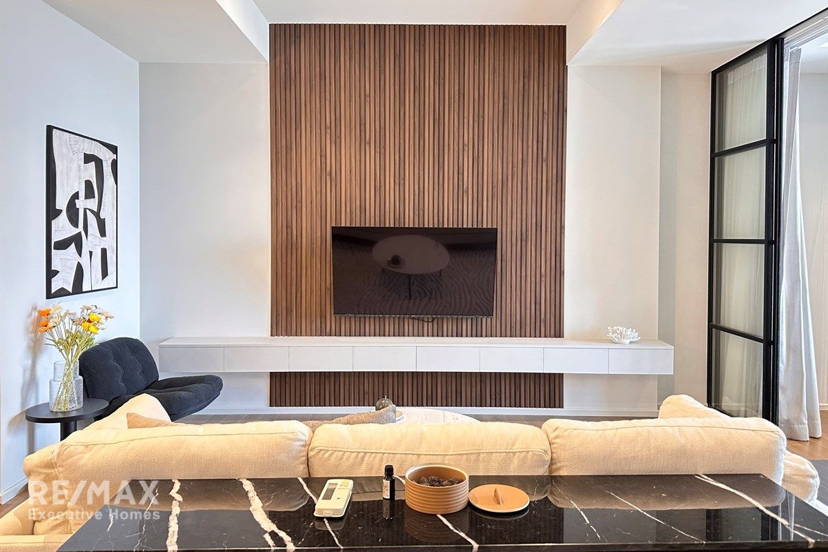 Luxury Condo at MUNIQ LANGSUAN - 18 Mins Walk to BTS Ratchadamri 3