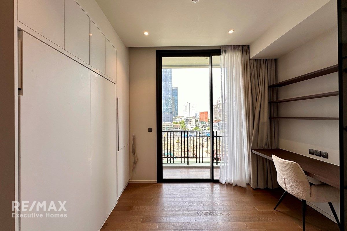 Luxury Condo at MUNIQ LANGSUAN - 18 Mins Walk to BTS Ratchadamri 5
