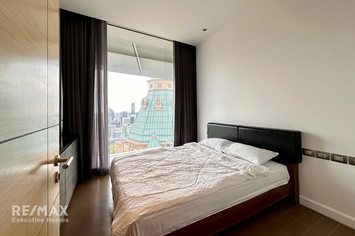 Luxury Condo with City Views - 5 Min Walk to BTS Ratchadamri 10