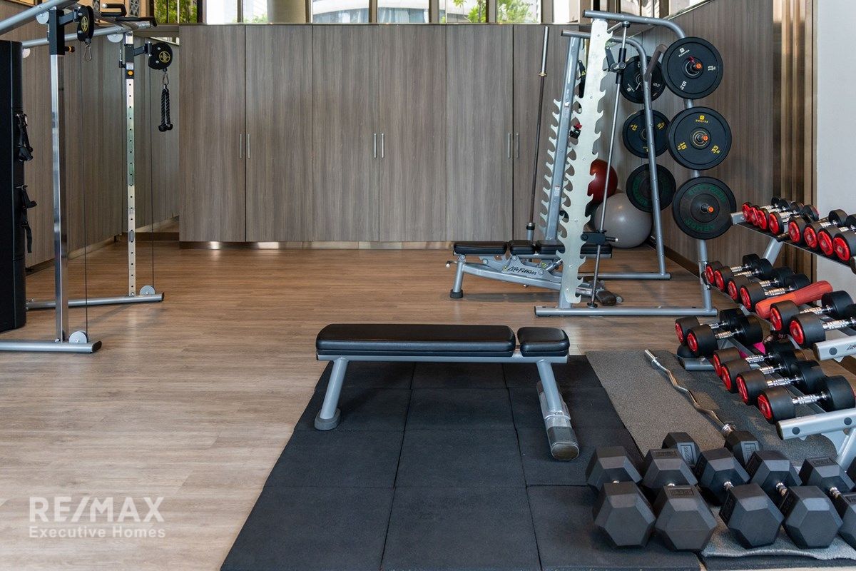 Luxury Condo with City Views - 5 Min Walk to BTS Ratchadamri 28