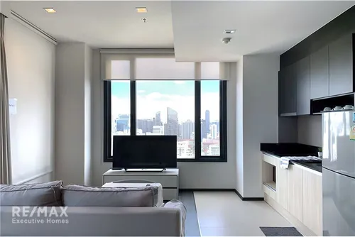 modern-condo-with-spectacular-views-7-min-walk-to-bts-asoke-920071062-76