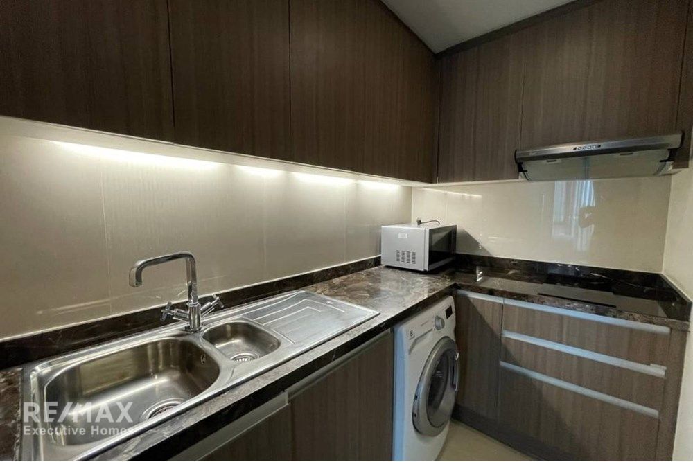 Art @ Thonglor 25公寓70平方米2室卫出租 4