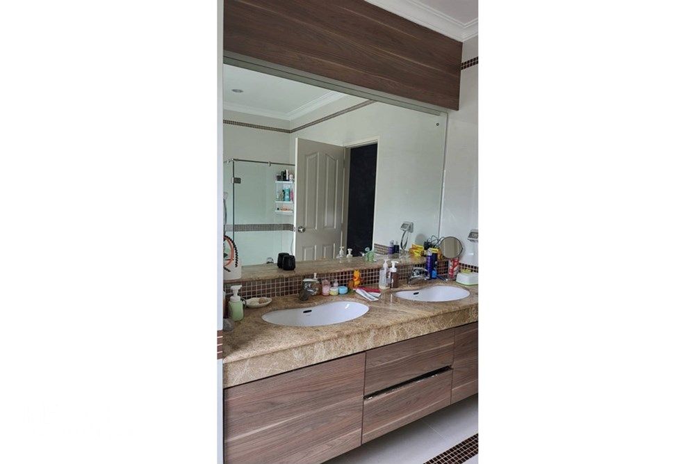 Exquisite Detached Home for Sale in Rama 9 15