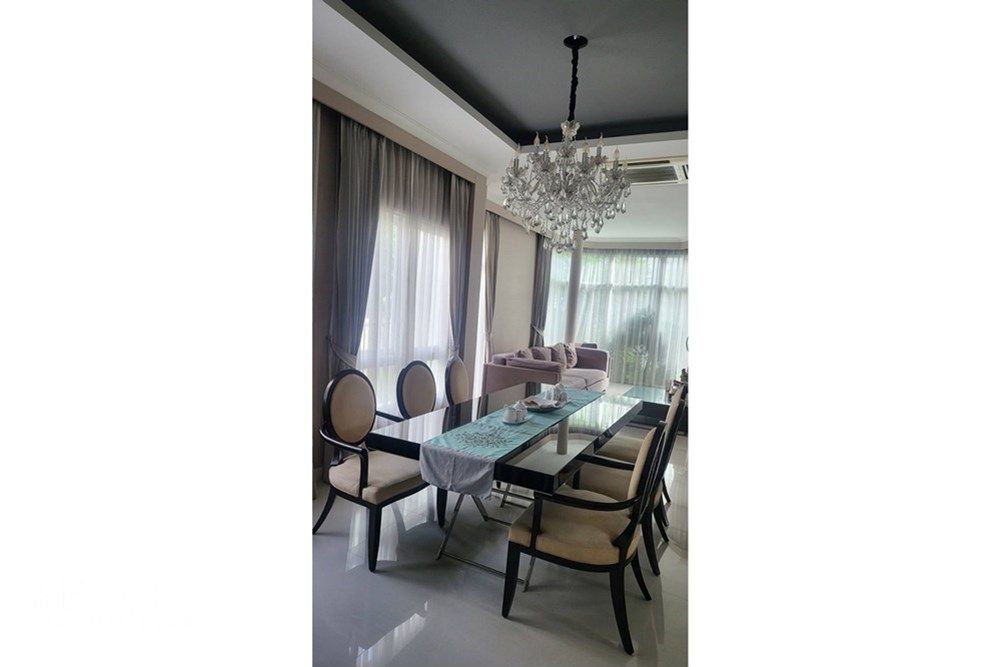 Exquisite Detached Home for Sale in Rama 9 8