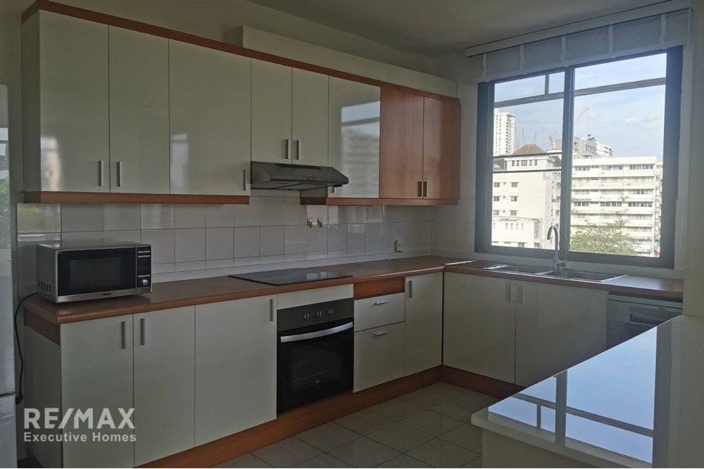 素坤逸1到71巷公寓230平方米2室3卫出租 6