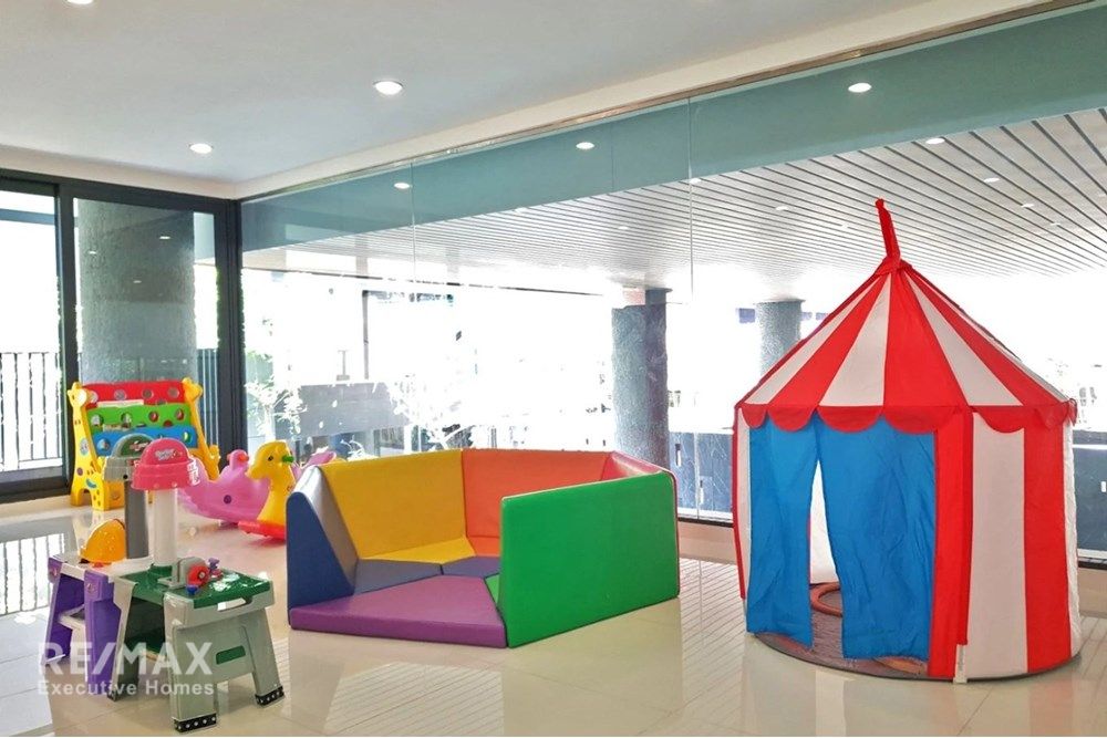 Luxury Condo for Sale in Thonglor 13, Watthana - Urban Oasis Living 12