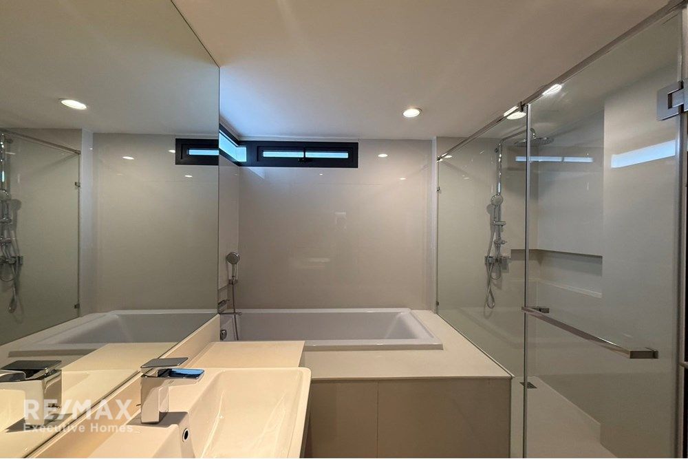 Luxury Condo for Sale in Thonglor 13, Watthana - Urban Oasis Living 6