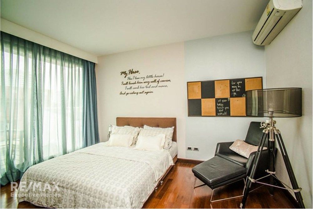 Luxury 4BR Townhouse in Central Bangkok - Your Urban Oasis 14