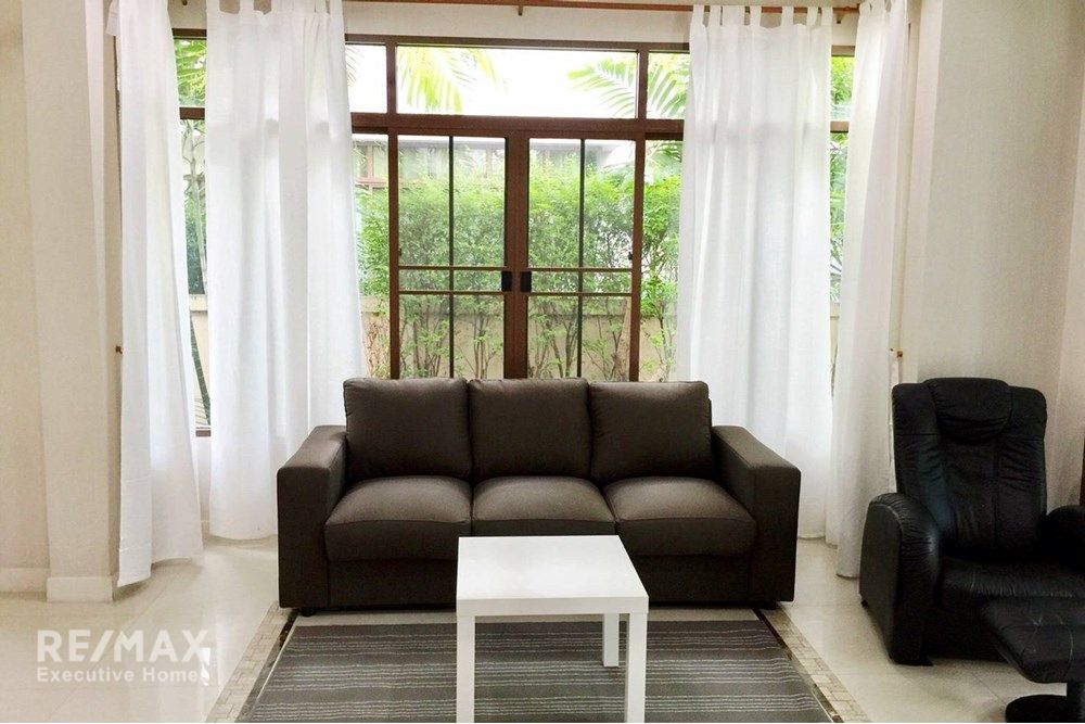 Luxury Two-Level House for Sale in Bang Na - Spacious & Reduced Price 2