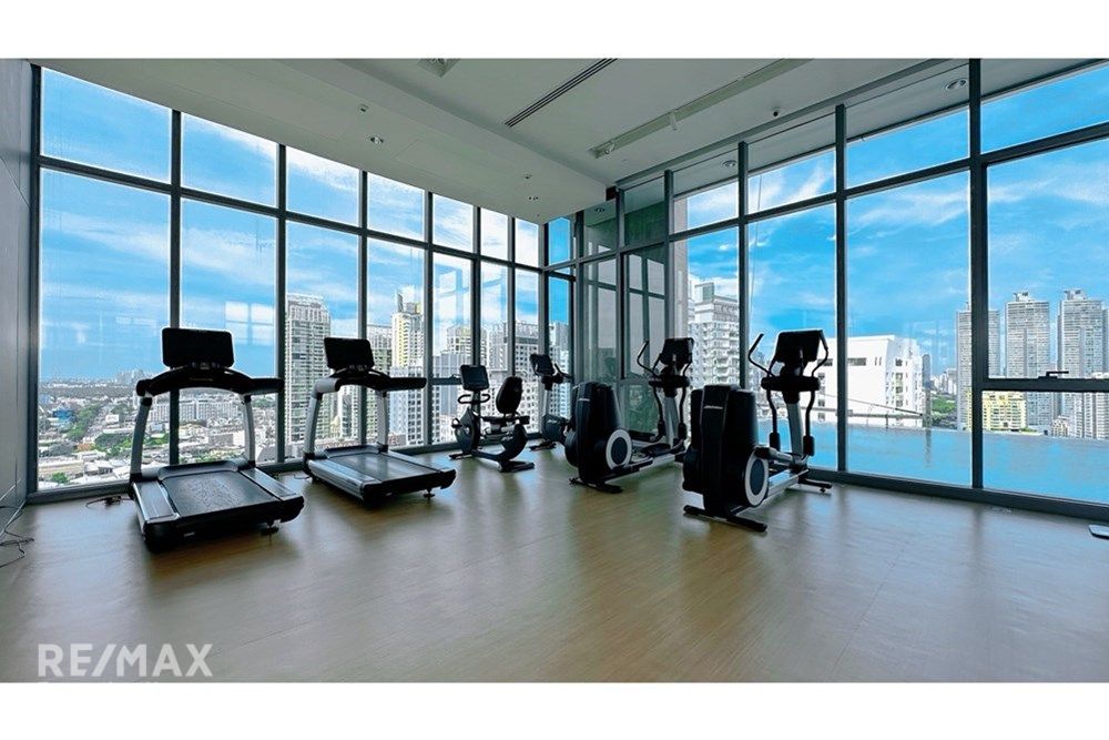 Luxury 3 Bedroom Condo for Sale in Sukhumvit 26, Bangkok 18