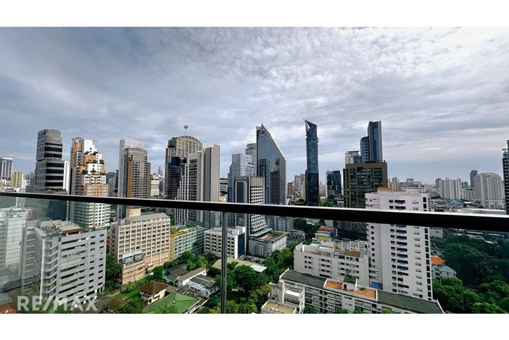 Luxury 3 Bedroom Condo for Sale in Sukhumvit 26, Bangkok 21